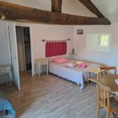 chambre-pressine-gite-vouvant-1